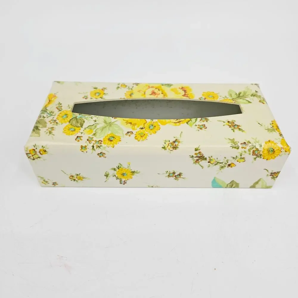 Vintage 60s Plastic Tissue Box Cover White Yellow Flowers MCM Flower Cottagecore